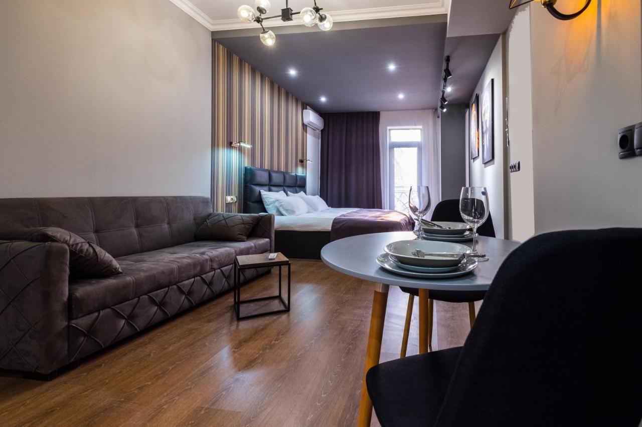 Iren River Side Apartments Тбилиси Экстерьер фото