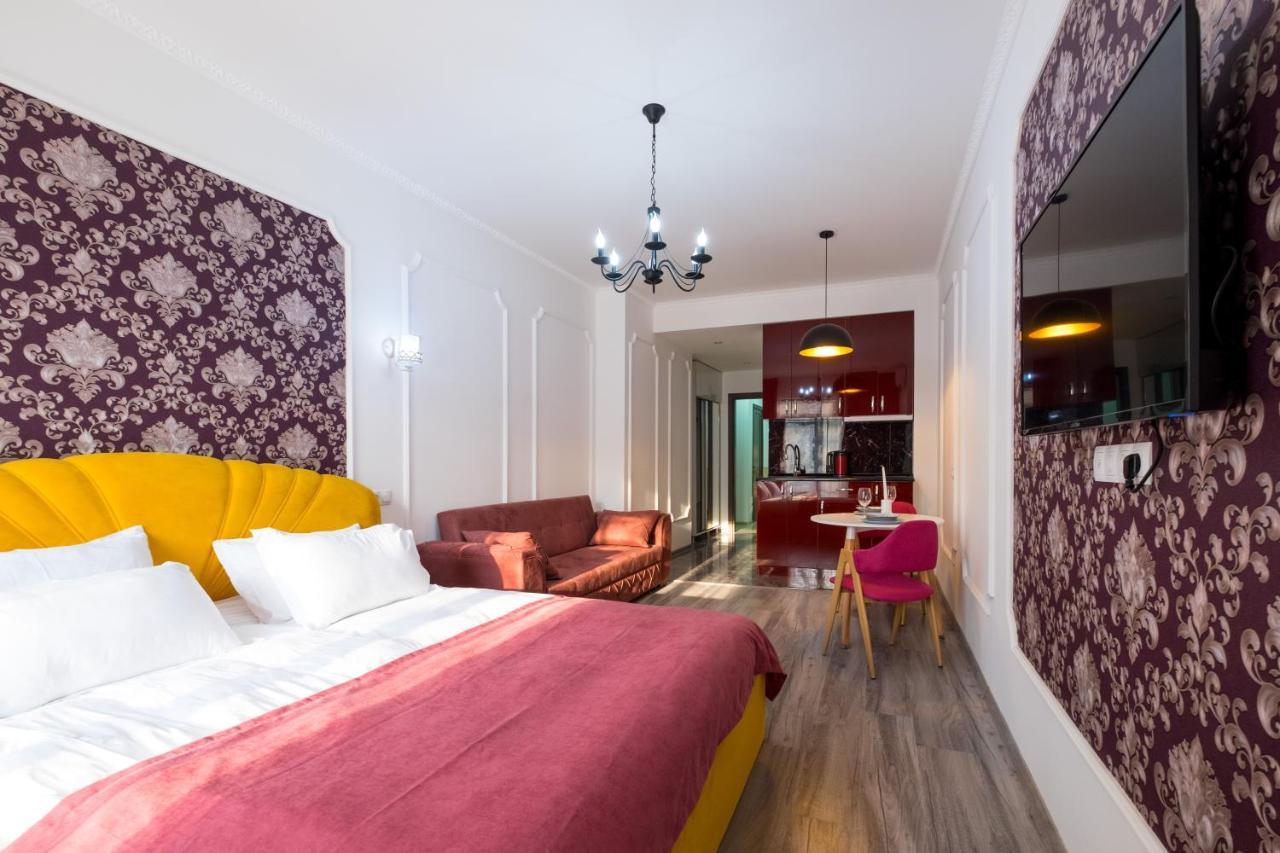 Iren River Side Apartments Тбилиси Экстерьер фото